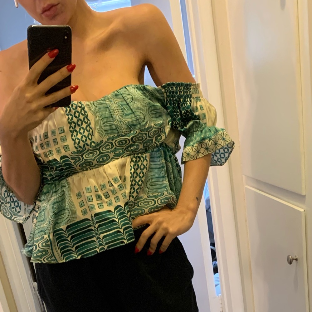 Stone cold fox top